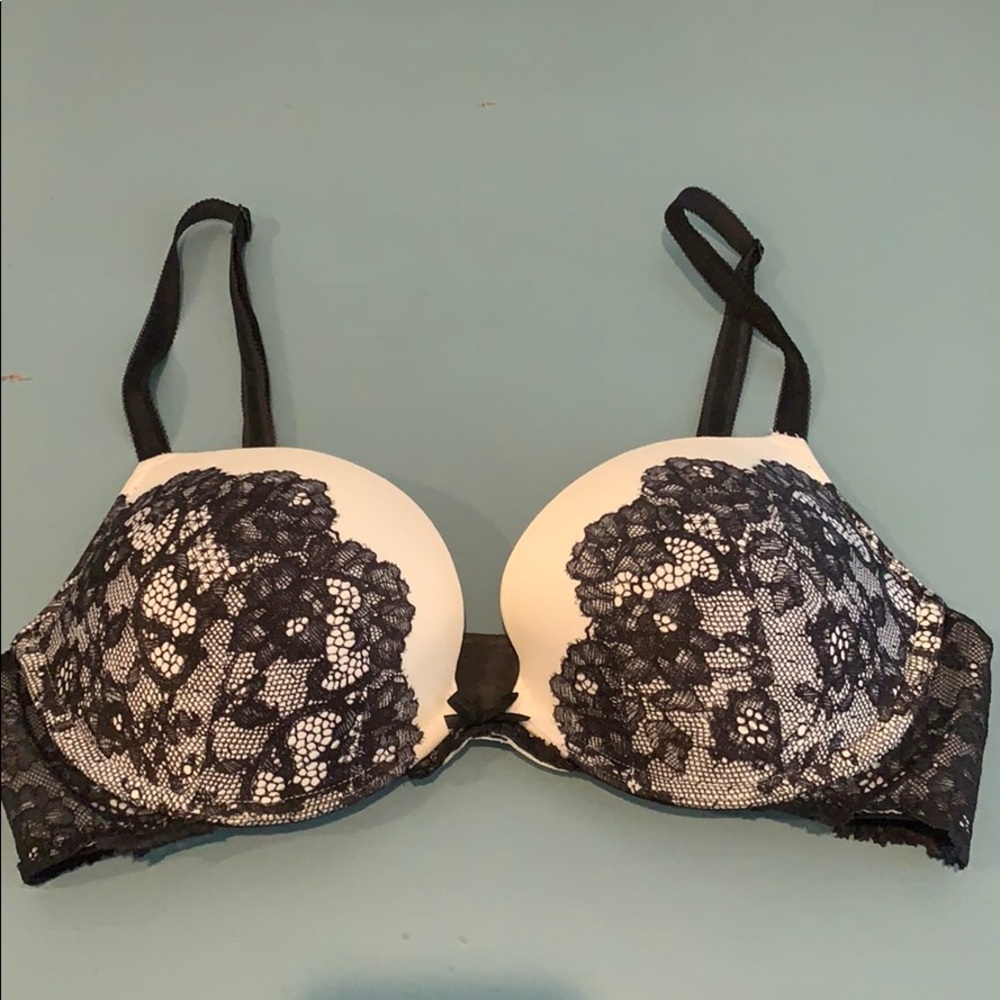 Victoria’s Secret bra